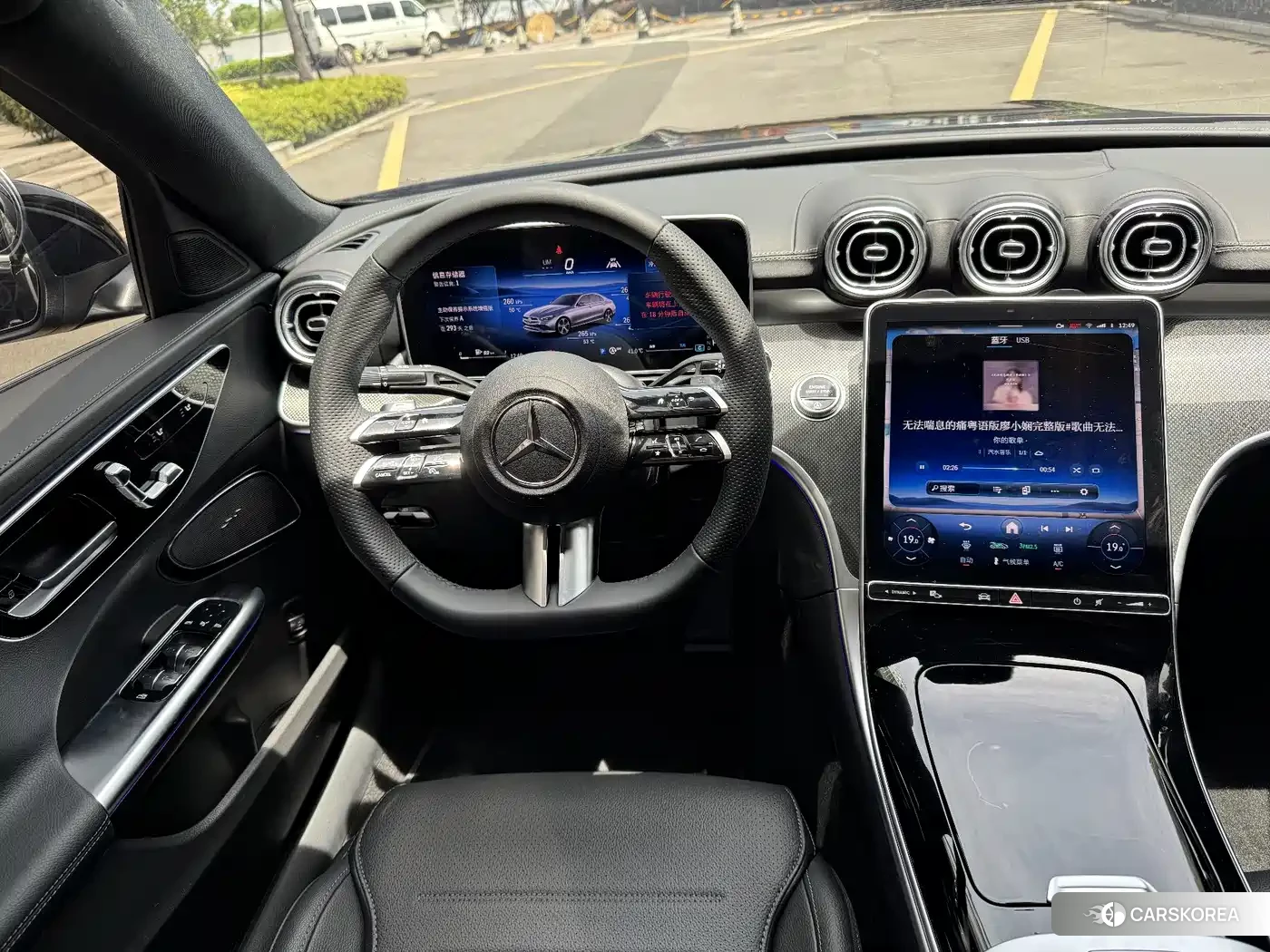 Mercedes-Benz C-class 2025 Черный из Китая, фото 3