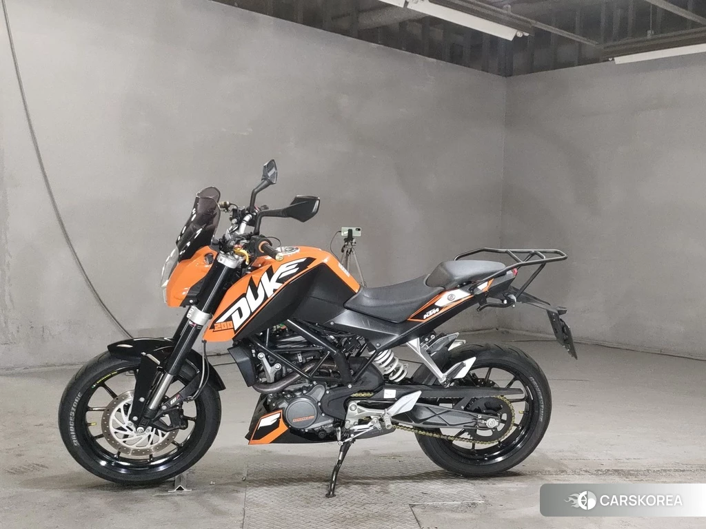 Проданный KTM 200 DUKE 2012 из Японии, фото 2