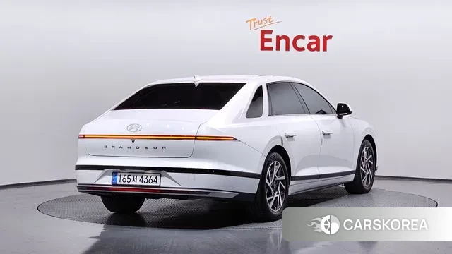 Hyundai Grandeur (GN7) id 3394259 из Кореи 12