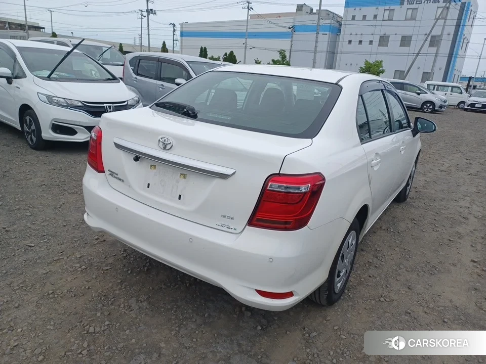 Toyota Corolla Axio 2021 из Японии, фото 2