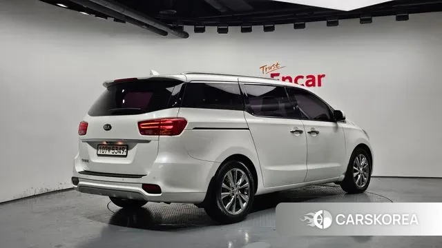 Kia The New Carnival id 3396235 из Кореи 12