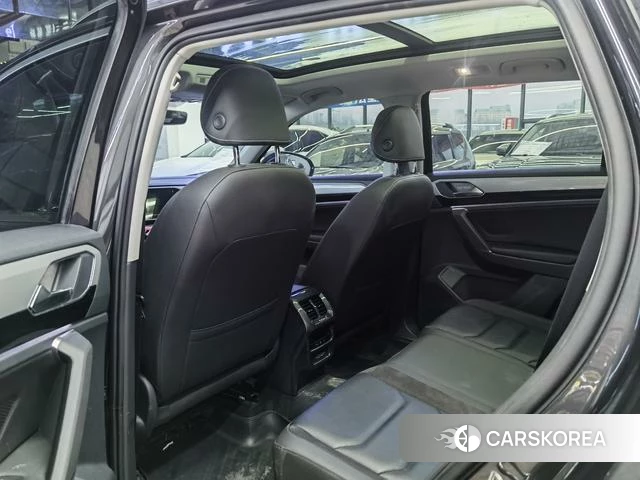 Volkswagen Tanyue 2022 Черный из Китая, фото 2