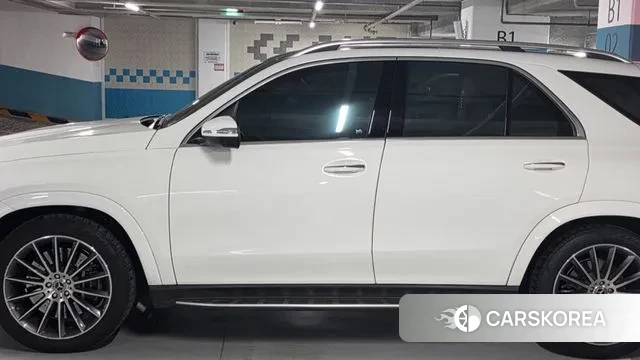Mercedes-Benz GLE-Class W167 2023 Белый из Кореи, фото 2