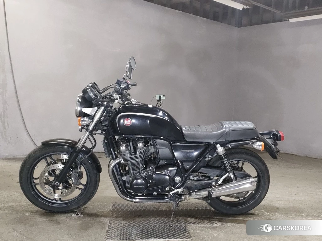 Проданный Honda CB1100 2019 из Японии, фото 2