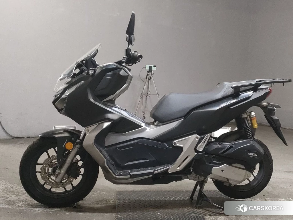 Проданный Honda ADV150 2019 из Японии, фото 2