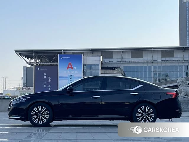 Nissan Teana id 4271077 из Китая 10