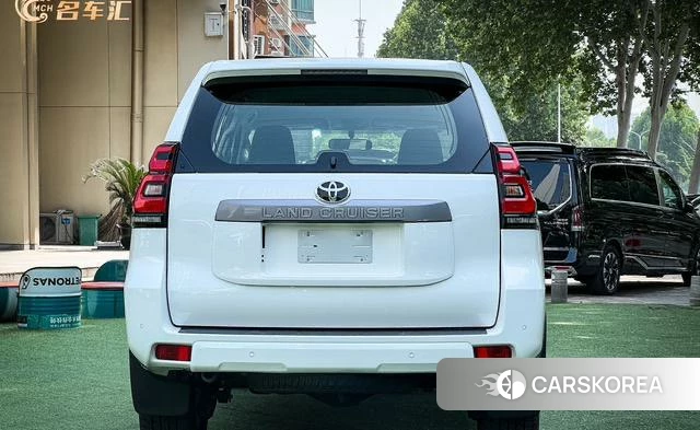 Toyota Prado (imported) 2023 Белый из Китая, фото 3