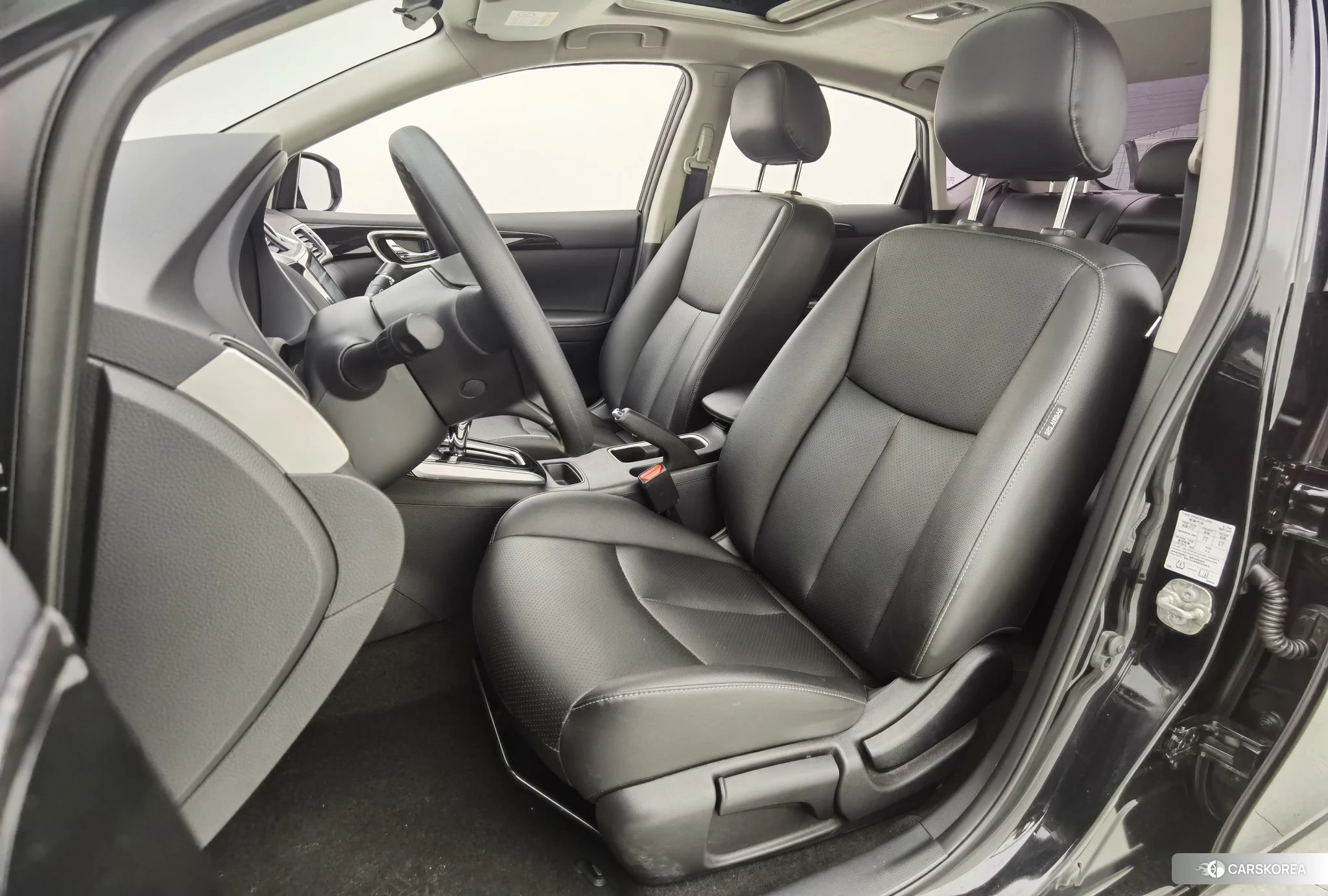 Nissan Xuan Yi id 4512461 из Китая 12