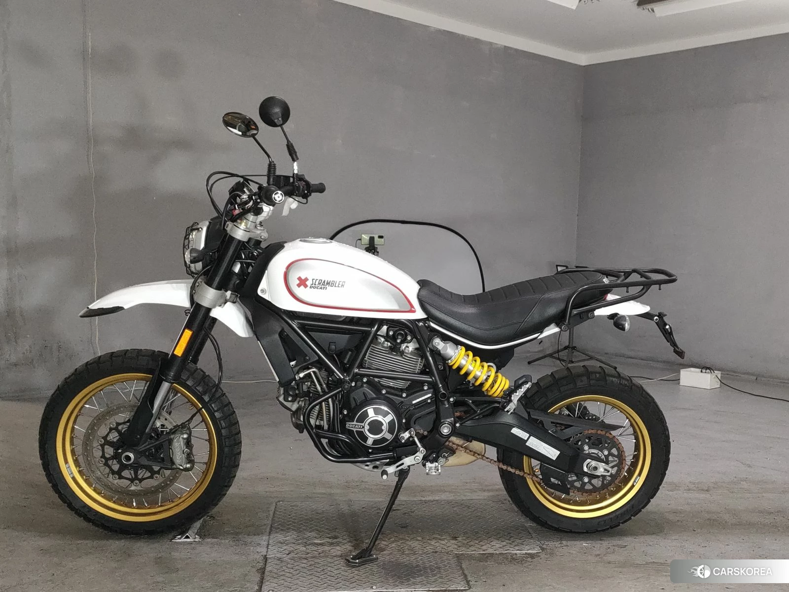 Проданный Ducati SCRAMBLER DESERT S 2017 из Японии