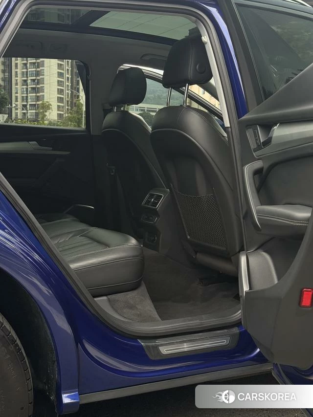 Audi Q5L id 4380363 из Китая 12