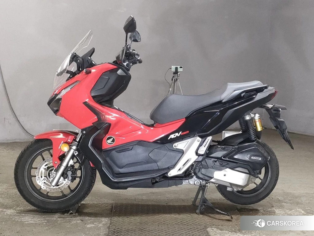 Проданный Honda ADV150 2019 из Японии