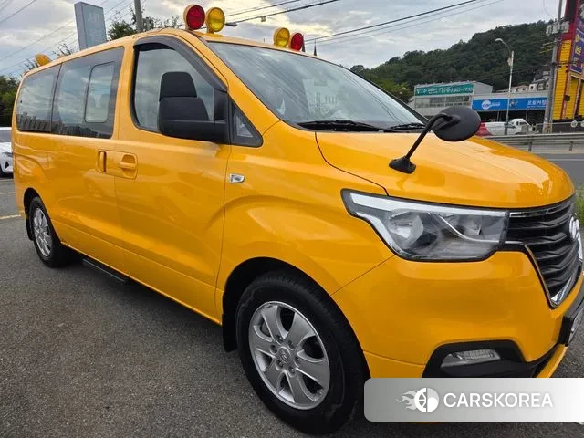 Hyundai The New Grand Starex id 3156453 из Кореи 10