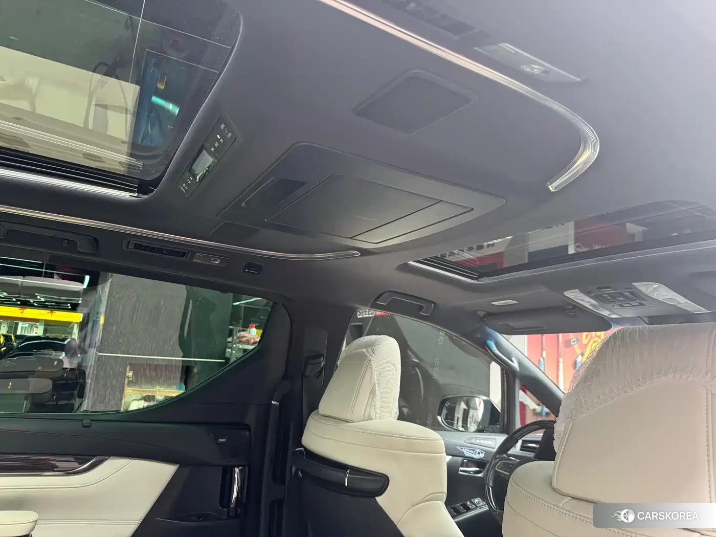 Lexus LM id 4577646 из Китая 7