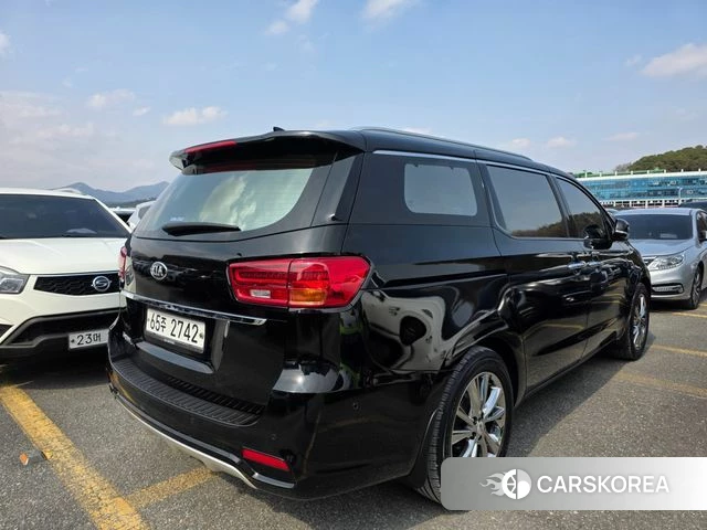 Kia The New Carnival id 4420604 из Кореи 12