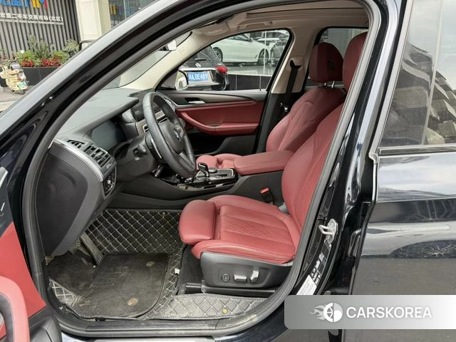 BMW X3 2023 Черный из Китая, фото 2