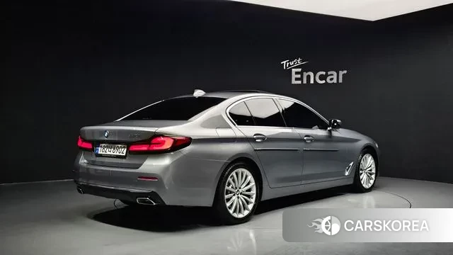 BMW 5 Series (G30) id 3492317 из Кореи 12