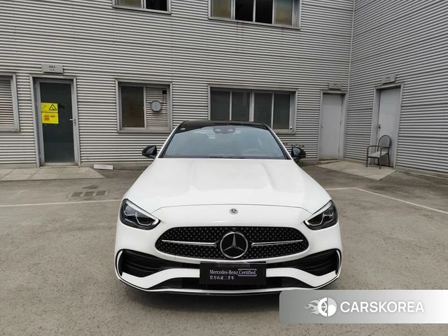 Mercedes-Benz Class C 2024 Белый из Китая, фото 3