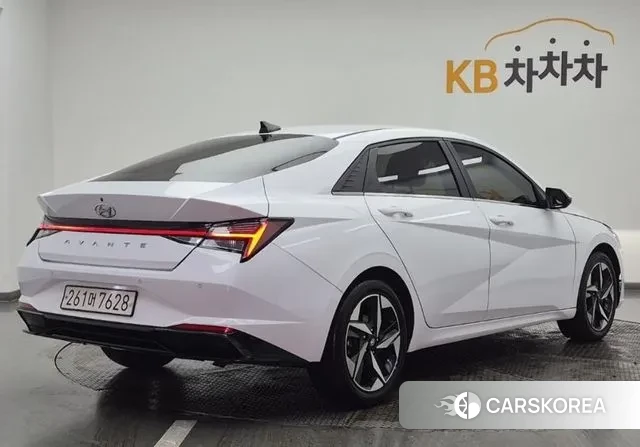 Hyundai Avante Hybrid (CN7) id 3665980 из Кореи 10