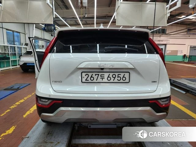Kia Di Ol Nu Niro 2022 Белый из Кореи, фото 2