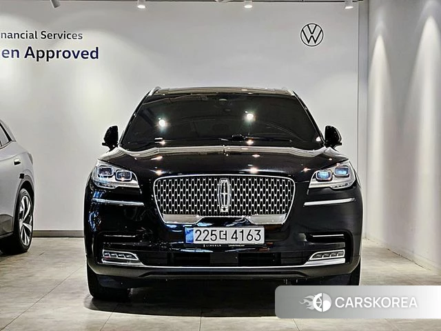 Lincoln Aviator 2nd generation 2023 Черный из Кореи, фото 6