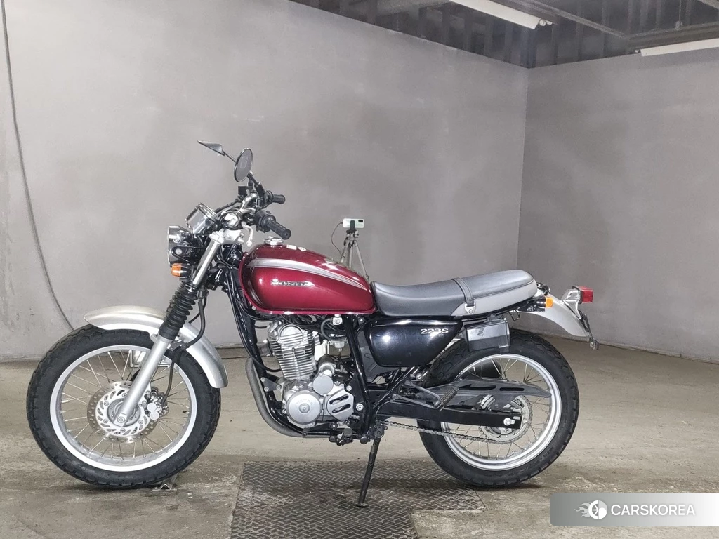 Проданный Honda CB223S 2014 из Японии, фото 2