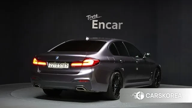 BMW 5 Series (G30) id 3464169 из Кореи 12