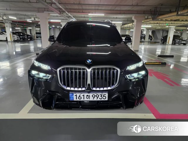 BMW X7 (G07) 2026 Черный из Кореи, фото 2