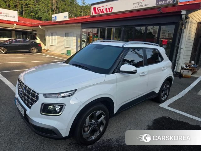 Hyundai Venue 2023 Белый из Кореи, фото 3