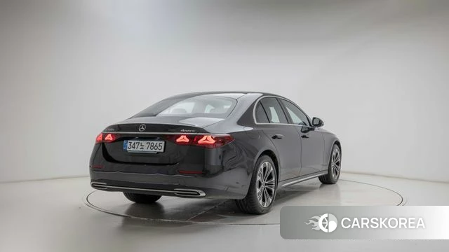 Mercedes-Benz E-Class W214 id 4576940 из Кореи 12