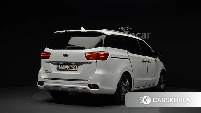 Kia The New Carnival id 4285671 из Кореи 12