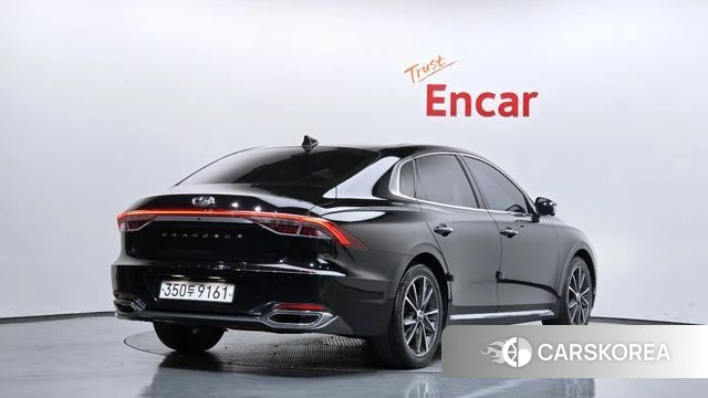 Hyundai The New Grandeur IG id 4338502 из Кореи 12