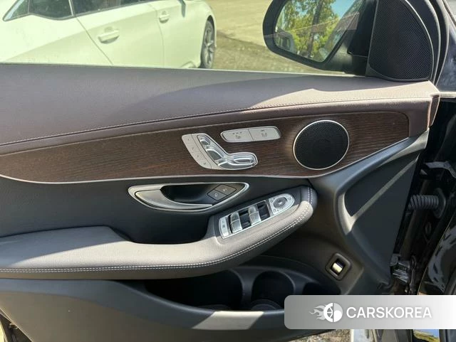 Mercedes-Benz GLC 2022 Черный из Китая, фото 2