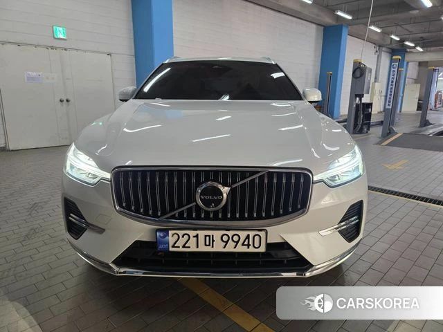 Volvo XC60 second Generation 2024 Белый из Кореи, фото 2