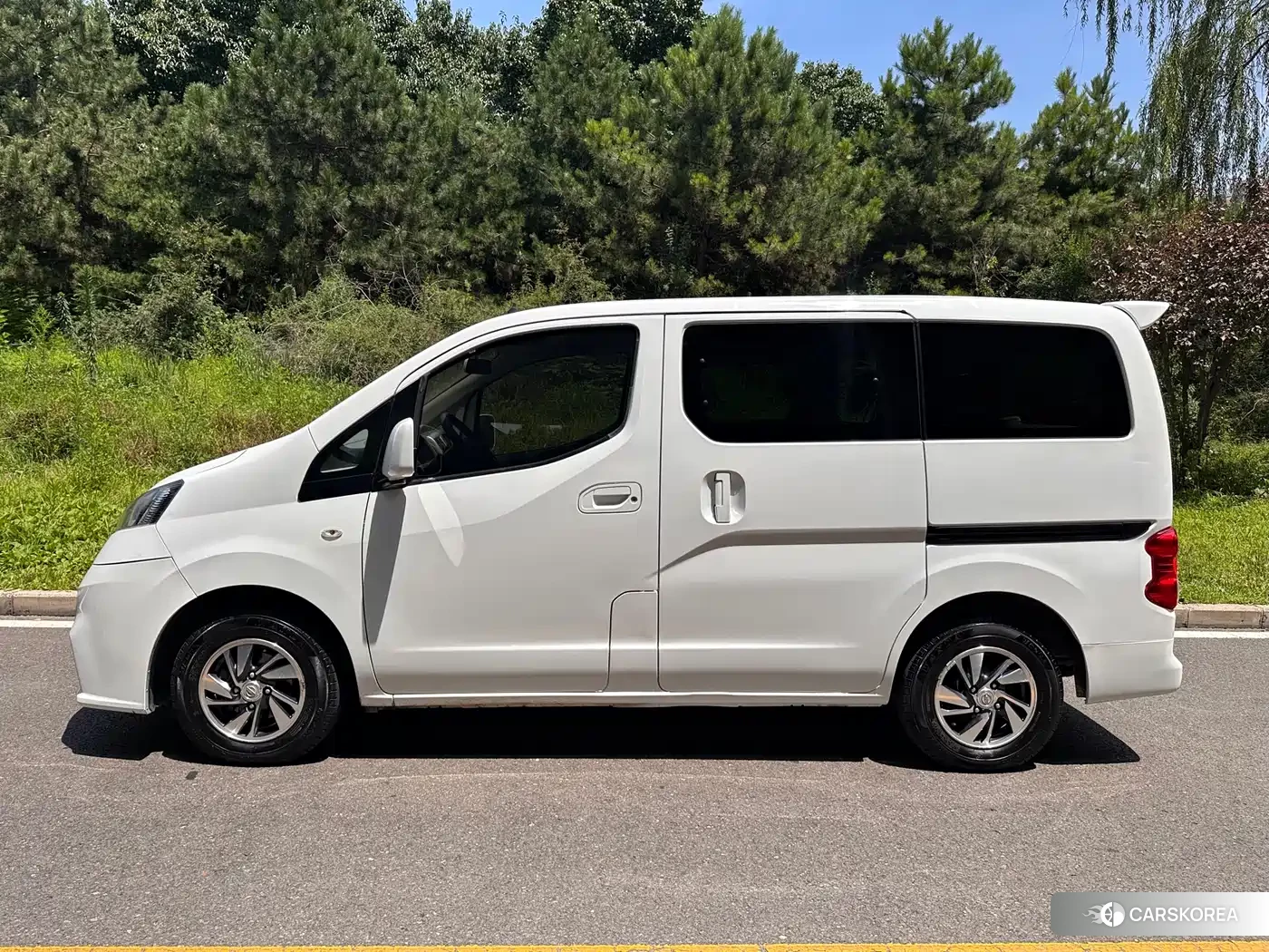 Nissan NV200 2018 Белый из Китая, фото 3