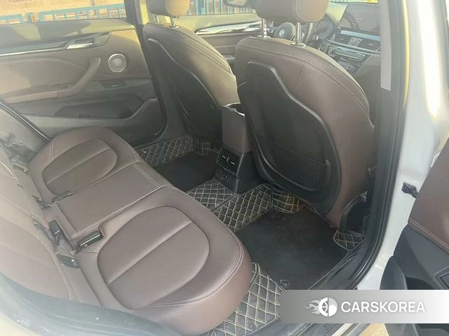 BMW X1 2022 Белый из Китая, фото 2