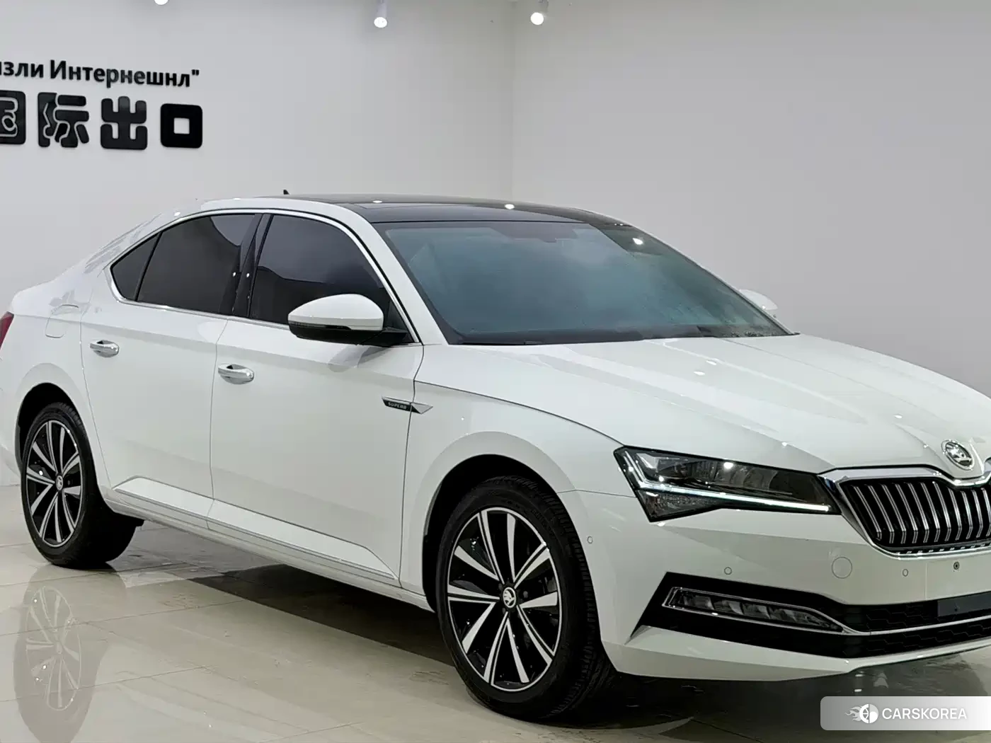 Skoda Superb id 4644620 из Китая 7