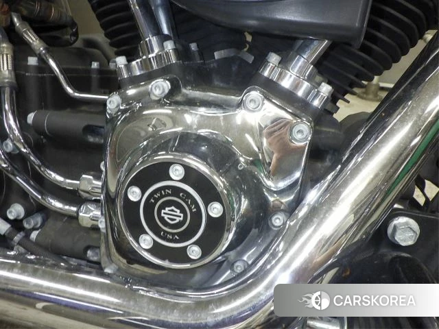 Engine photo