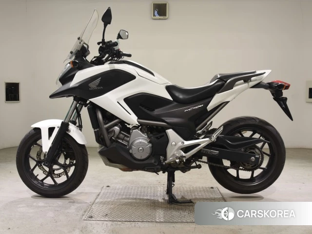 Проданный Honda NC700X DCT 2013 из Японии, фото 2