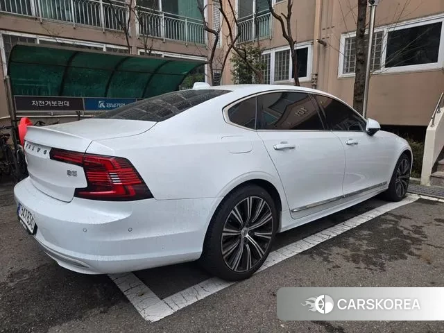Volvo S90 2021 Белый из Кореи, фото 2