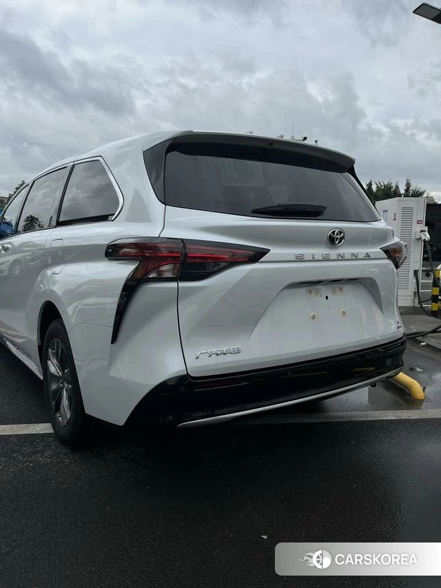 Toyota Saina 2026 Белый из Китая, фото 2