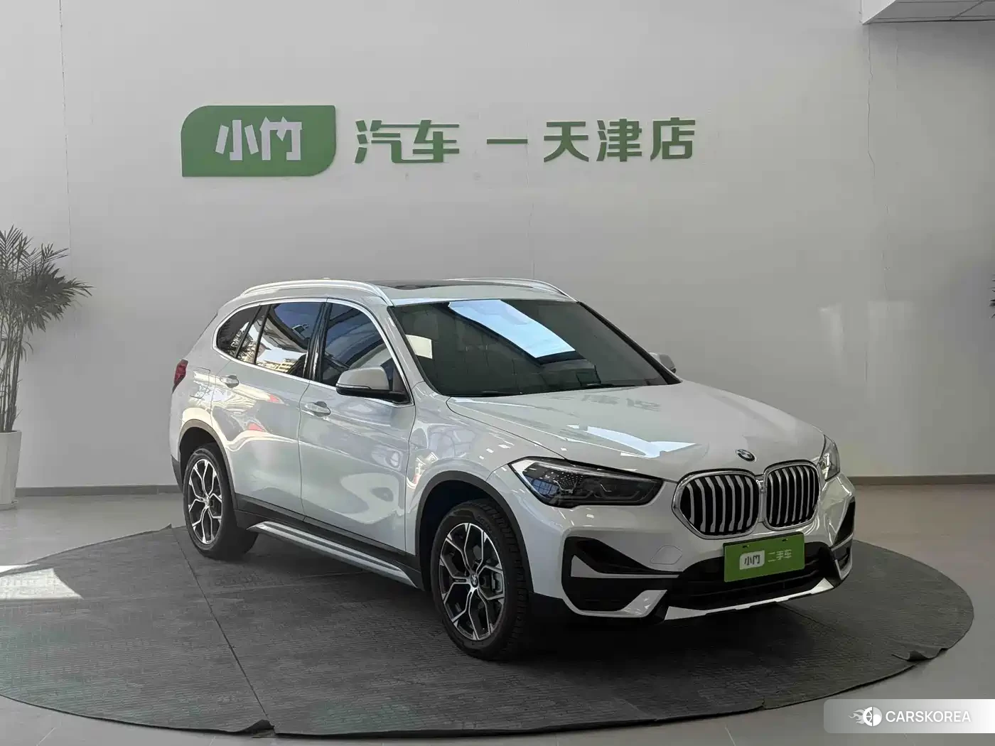 BMW X1 id 4685937 из Китая 12