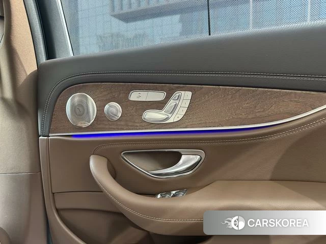 Mercedes-Benz E-class id 4257077 из Китая 12