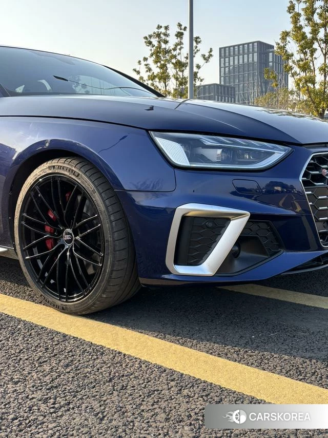 Audi S4 id 4313339 из Китая 7