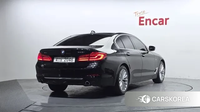 BMW 5 Series (G30) id 3789469 из Кореи 12