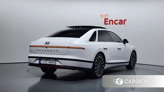 Hyundai Grandeur Hybrid (GN7) id 3353626 из Кореи 12