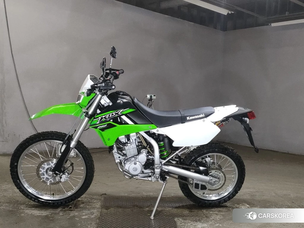 Проданный Kawasaki KLX250 2015 из Японии, фото 2