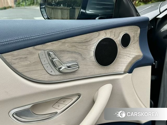 Mercedes-Benz E-class (imported) id 3921359 из Китая 10