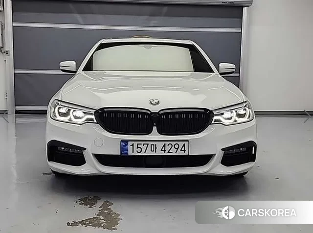 BMW 5 Series (G30) id 3705897 из Кореи 12