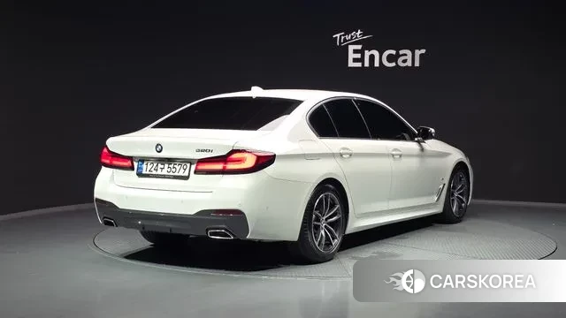 BMW 5 Series (G30) id 3017172 из Кореи 12