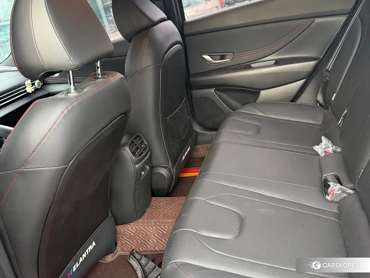 Hyundai Elantra 2023 Silver/gray из Китая, фото 2